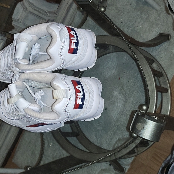 Shoes - Picture 4 of 4